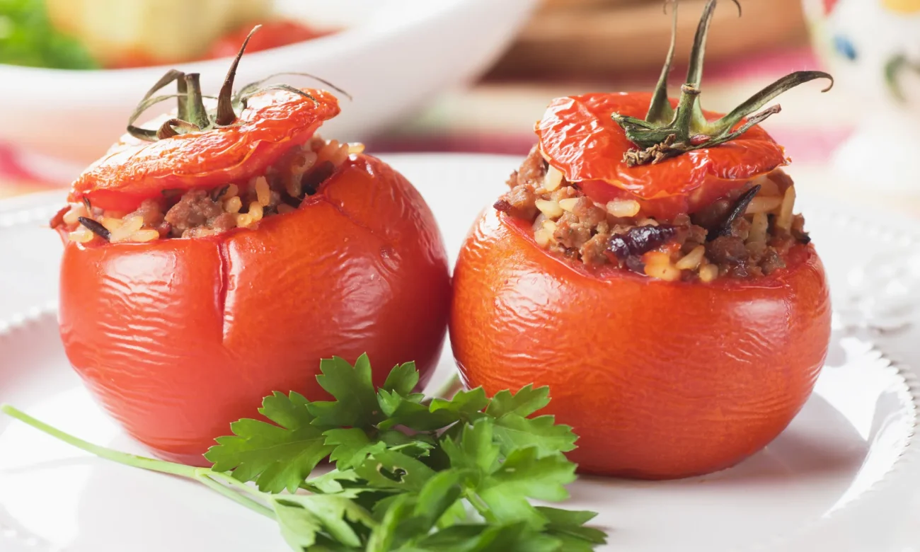 ingrédients pour la recette de grand mère de tomates farcies avec du riz