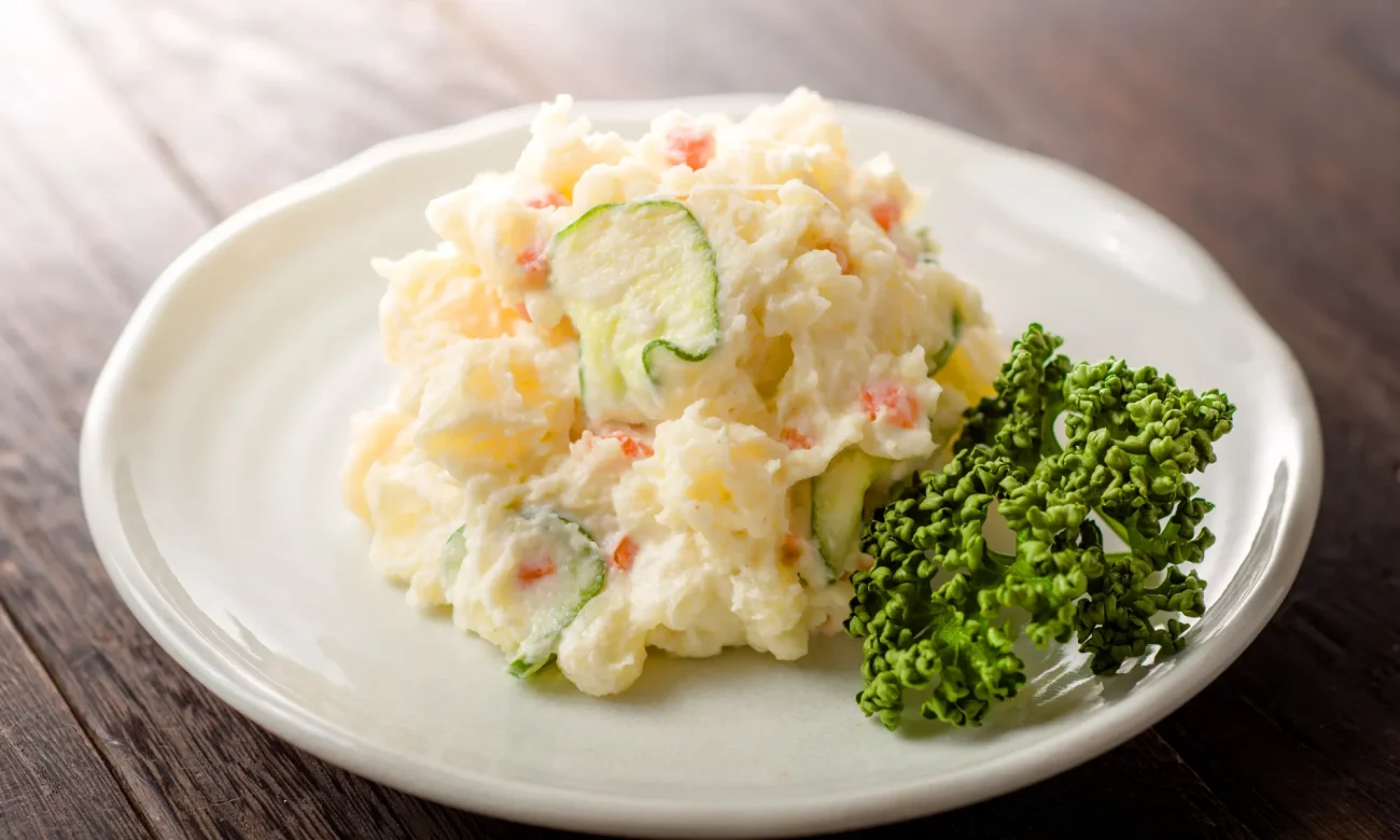 ingrédients salade de pomme de terre façon grand mère