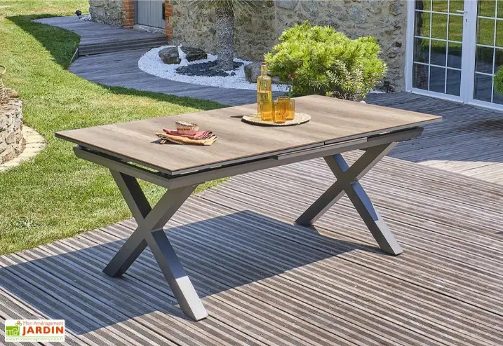 Le HPL peut il se décolorer ou perdre son aspect avec le temps